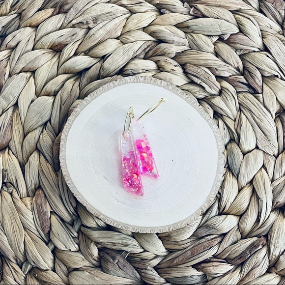 BOUTIQUE Resin Drop Earrings, Holographic Mixed Pink Chunky Glitter, Fun Hoops - Picture 7 of 11